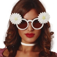 Brille mit strahlend weißen Gänseblümchen