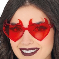 Brille mit Herzen und Teufelshörnern