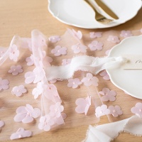 Tischläufer aus Chiffon mit Blumen - 5 m