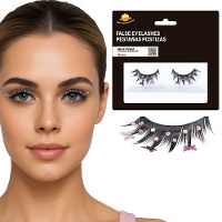 Falsche Wimpern mit Schmetterlingen