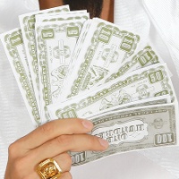 Tüte mit Dollarnoten - 75 Stück.